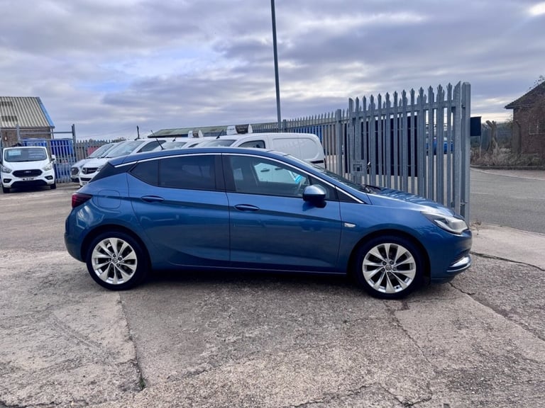 2016 Vauxhall Astra 1.6 CDTi ecoFLEX Design Hatchback 5dr Diesel Manual Euro 6 (s/s) (110 ps) Hat...