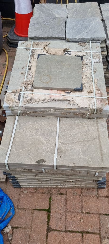 Porcelain slabs