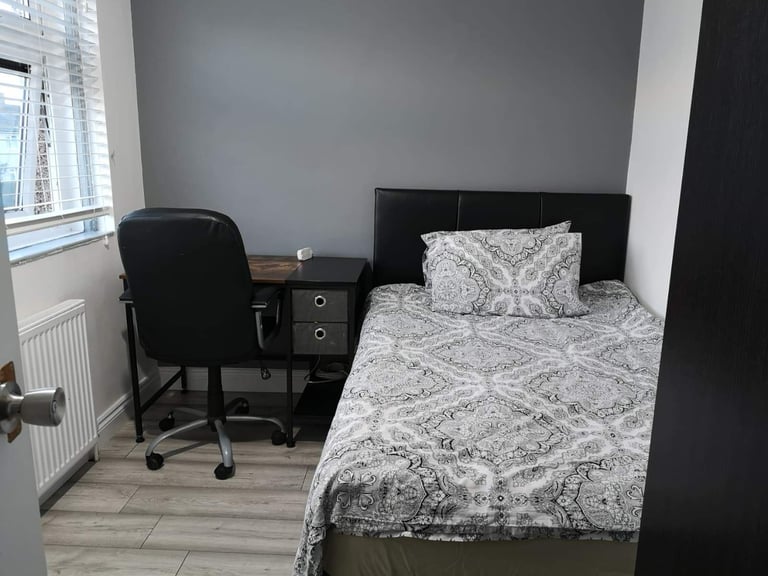 image for Room in CB1 - Near Addenbrookes Hospital