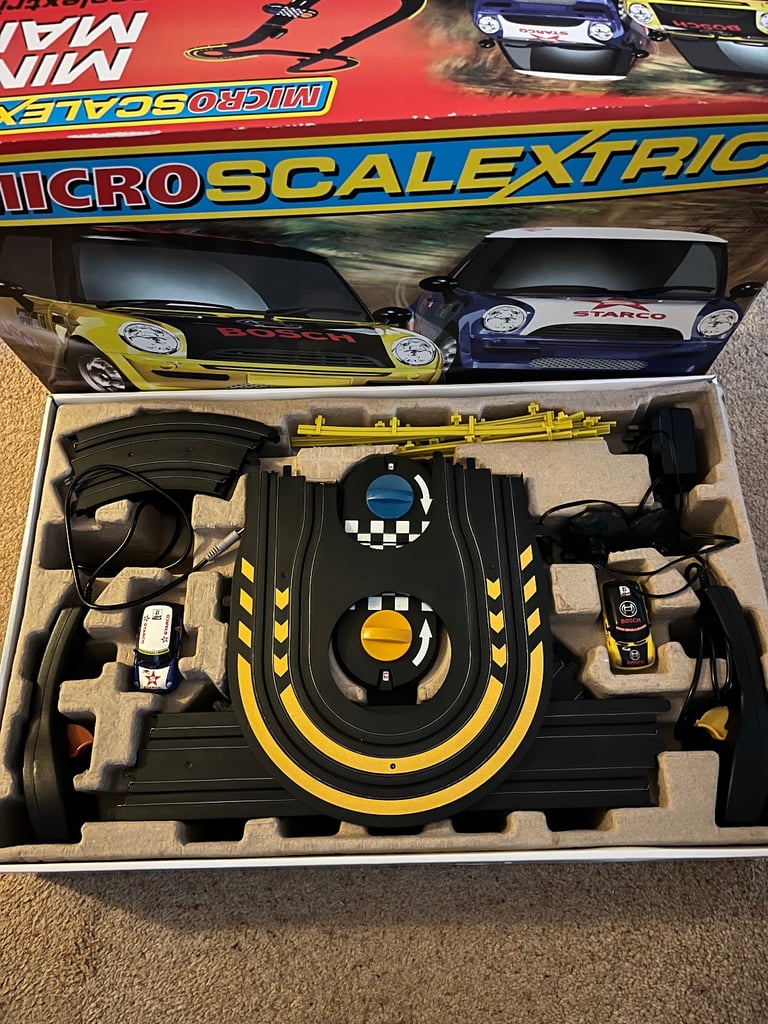 Scalextric micro mini mania