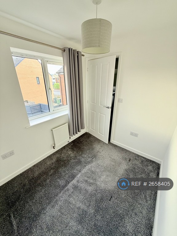 3 bedroom house in Rowantree Gardens, Redcar, TS10 (3 bed) (#2658405)