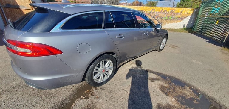 2014 64 JAGUAR XF 2.2D 200 LUXURY AUTO ESTATE NEW CHAIN MOT 10/26 MINT PX SWAPS