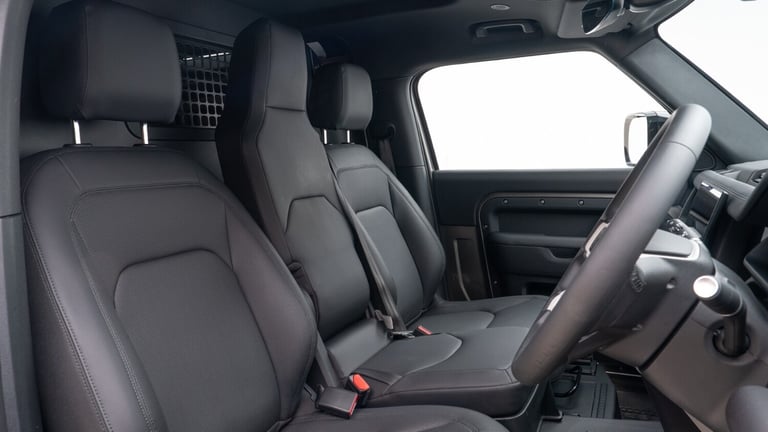 2025 Land Rover Defender (25 Reg) 90 3.0 D250 S Hard Top Commercial (3 Seat) (+VAT) Panel Van Die...
