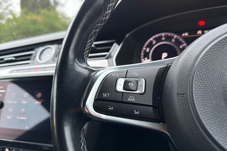 2018 Volkswagen Arteon 2.0 TSI R-Line Fastback DSG Euro 6 (s/s) 5dr Hatchback Automatic