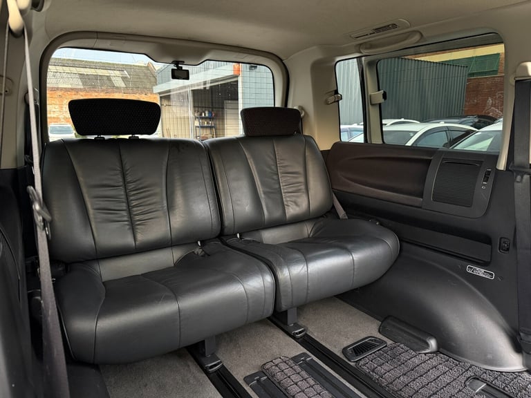 2008 Nissan Elgrand E51 HIGHWAY STAR 360 Camera 3.5 Petrol 8 Seater Full Leather Apple CarPlay  M...