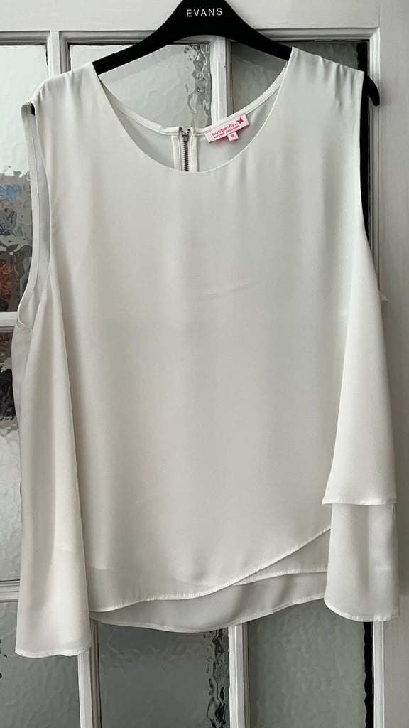 image for White sleeveless top