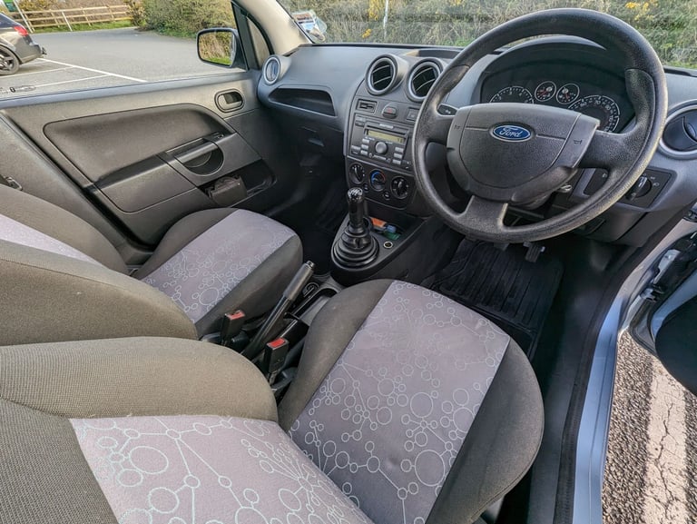 Ford, FIESTA, Hatchback, 2006, Manual, 1242 (cc), 5 doors