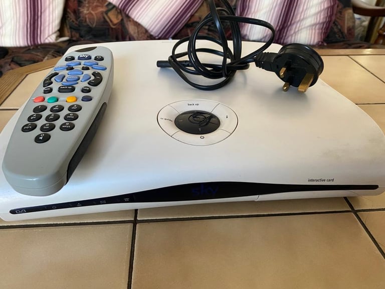 Sky Box with remote and cables
