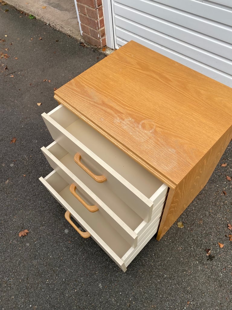 BEDSIDE TABLE FOR  FREE
