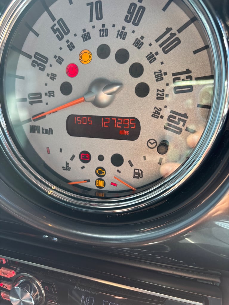 Mini, CONVERTIBLE, Convertible, 2008, Manual, 1598 (cc), 2 doors