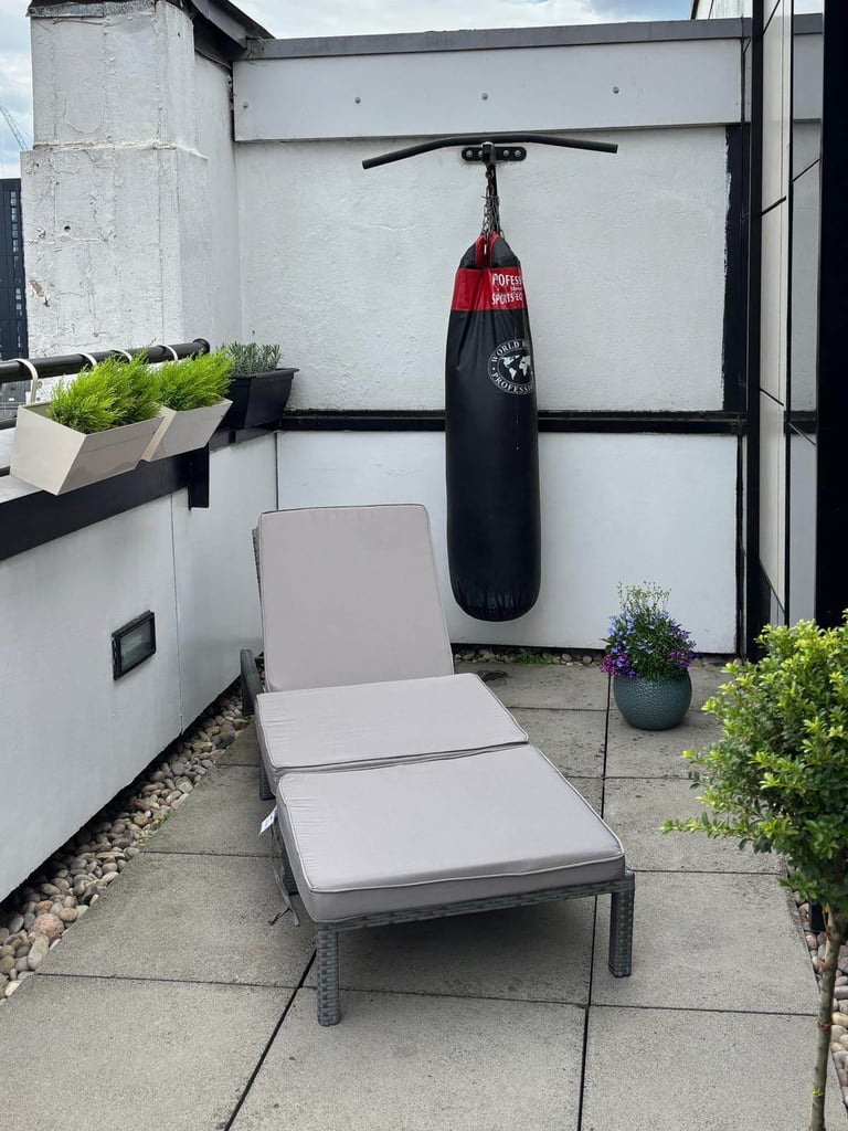 Sun lounger - Chaise longue