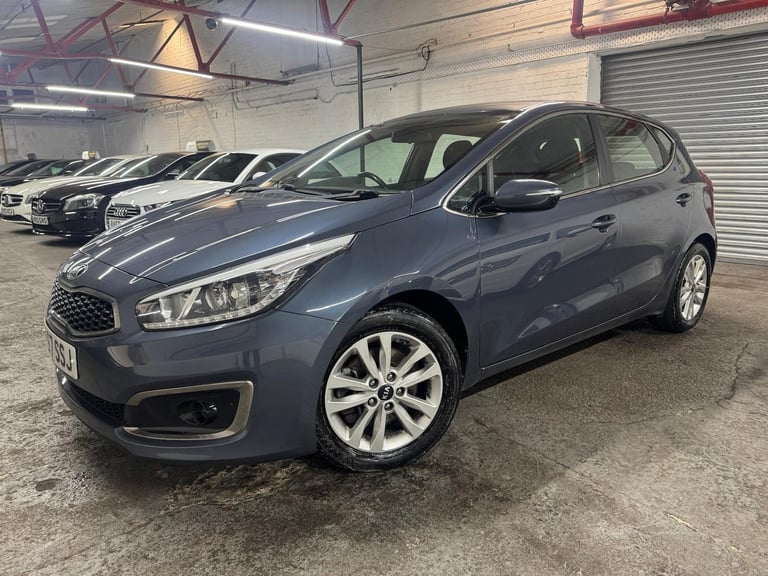 image for 2017 Kia Ceed 1.6 CRDi 2 Euro 6 (s/s) 5dr HATCHBACK Diesel Manual