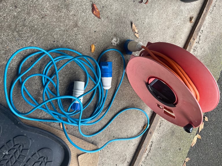 Caravan / camper Electric cables short and long 