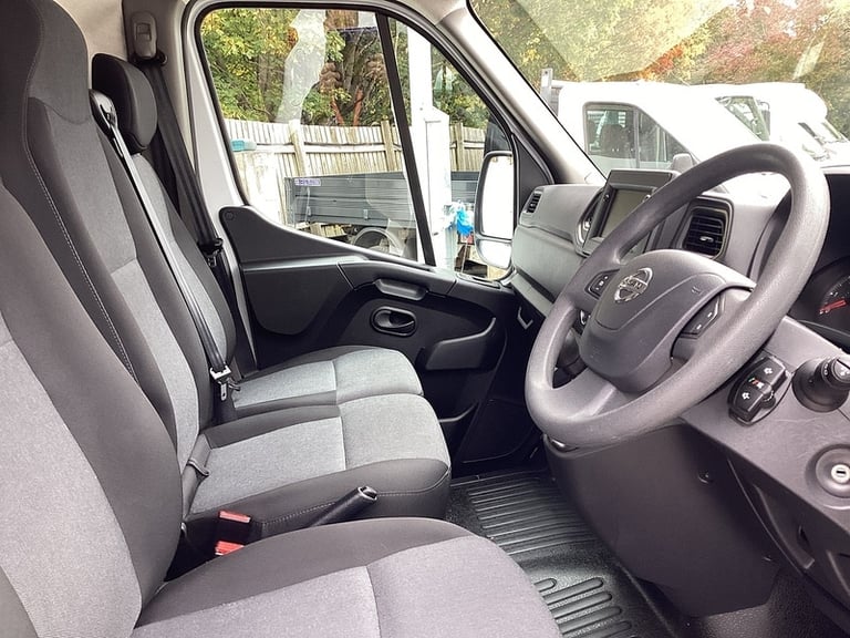 2024 Nissan Interstar dCi 35 Tekna F35 MWB M/R A/C Euro 6 MWB Panel Van Diesel Manual