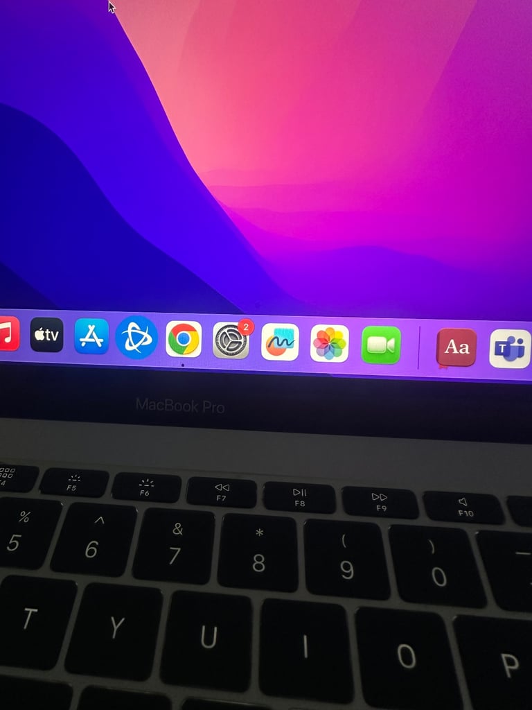MacBook Pro 2017 13 Inch Display