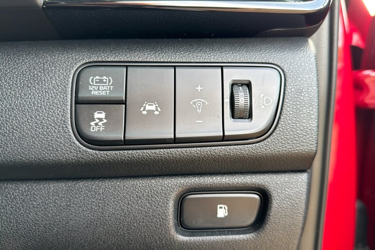  Kia Niro Hybrid 1.6h Gdi Gpf 3 Suv 5dr Petrol Hybrid Dct Euro 6 s/s  16in