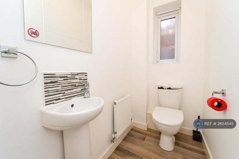 2 bedroom house in Lawnswood Road, Manchester, M12 (2 bed) (#2654545)