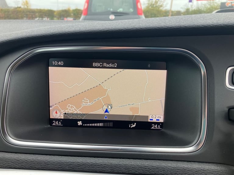 2017 Volvo V40 T3 [152] Cross Country Nav Plus 5dr HATCHBACK PETROL Manual