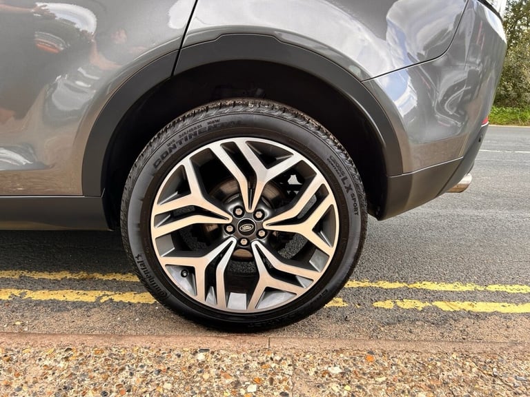 2017 Land Rover Discovery Sport 2.0 TD4 HSE SUV 5dr Diesel Manual 4WD Euro 6 (s/s) (5 Seat) (150 ...