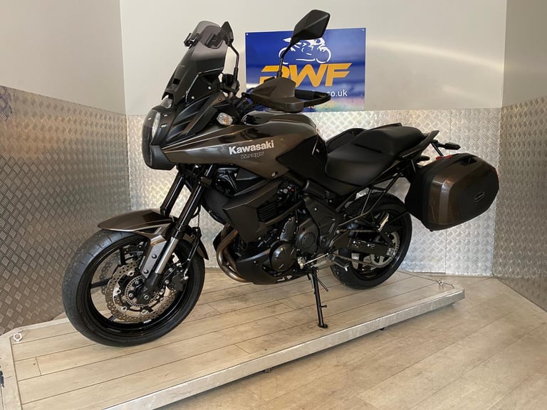 Kawasaki KLE 650 VERSYS, 2014, ONLY 1 OWNER & 4,491 MILES, SUPERB COND