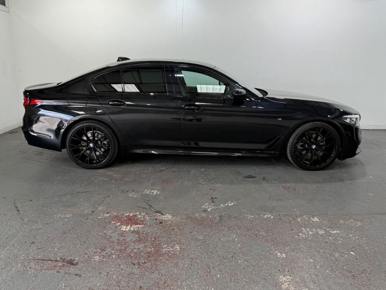 2020 BMW 5 Series 2.0 520d MHT M Sport Saloon 4dr Diesel Hybrid Auto Euro 6 (s/s) (190 ps)CAT Sal...