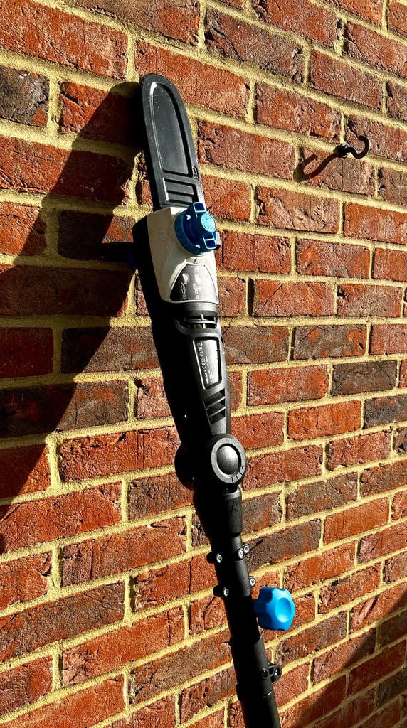 Mac Allister 750W Electric Pole Chainsaw 