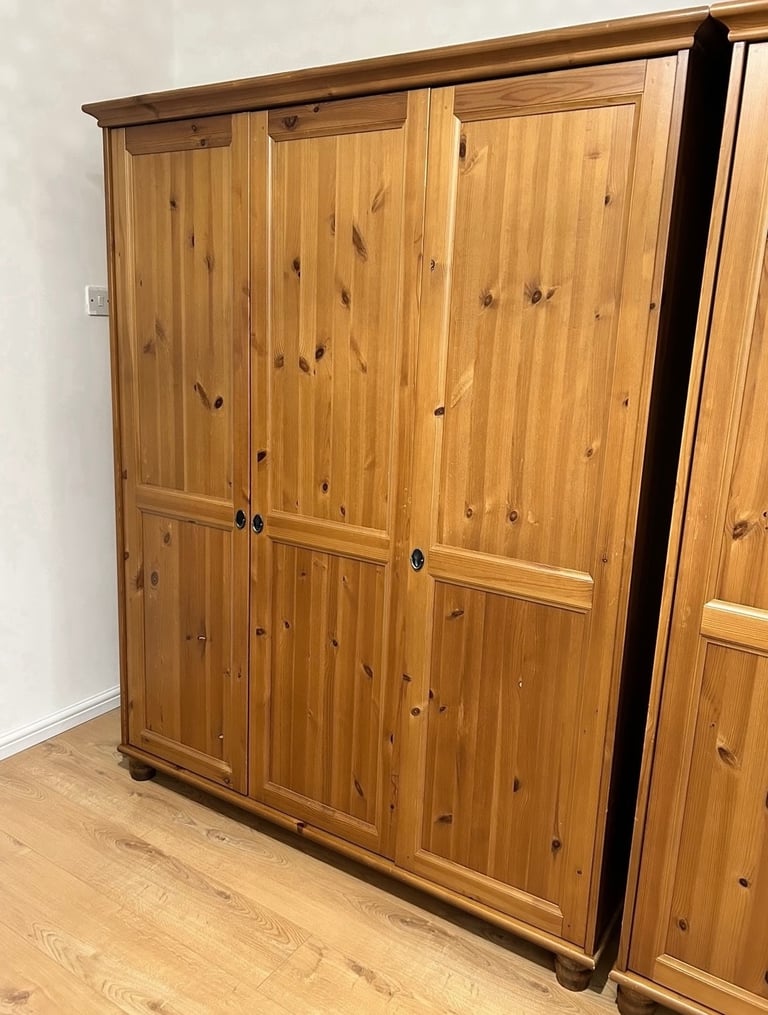 Pine wardrobe 