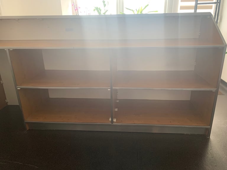 Good - Reception Desk
