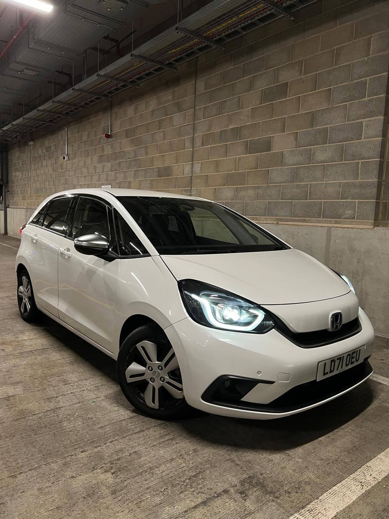 Honda JAZZ Hybrid 2021 EX I eHEV Automatic . Full dealer Service history . 5 doors