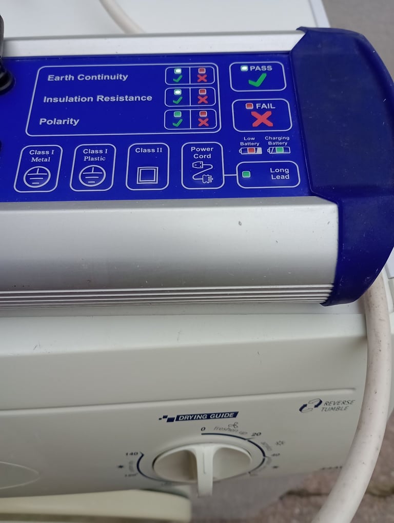 White Knight dual heat reversing tumble dryer 
