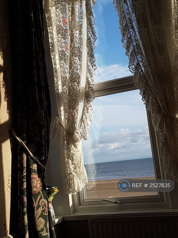 1 bedroom in Oystermouth Road, Swansea, SA1 (#2527835)