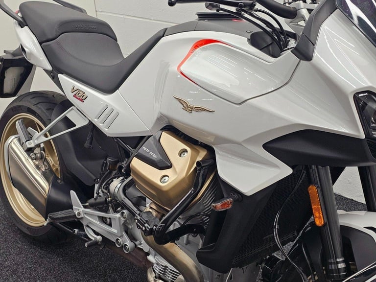 MOTO-GUZZI V100 MANDELLO - ONLY 6213 MILES - MOT UNTIL 2026