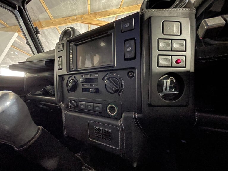 2009 Land Rover Defender XS Station Wagon TDCi ESTATE DIESEL Manual