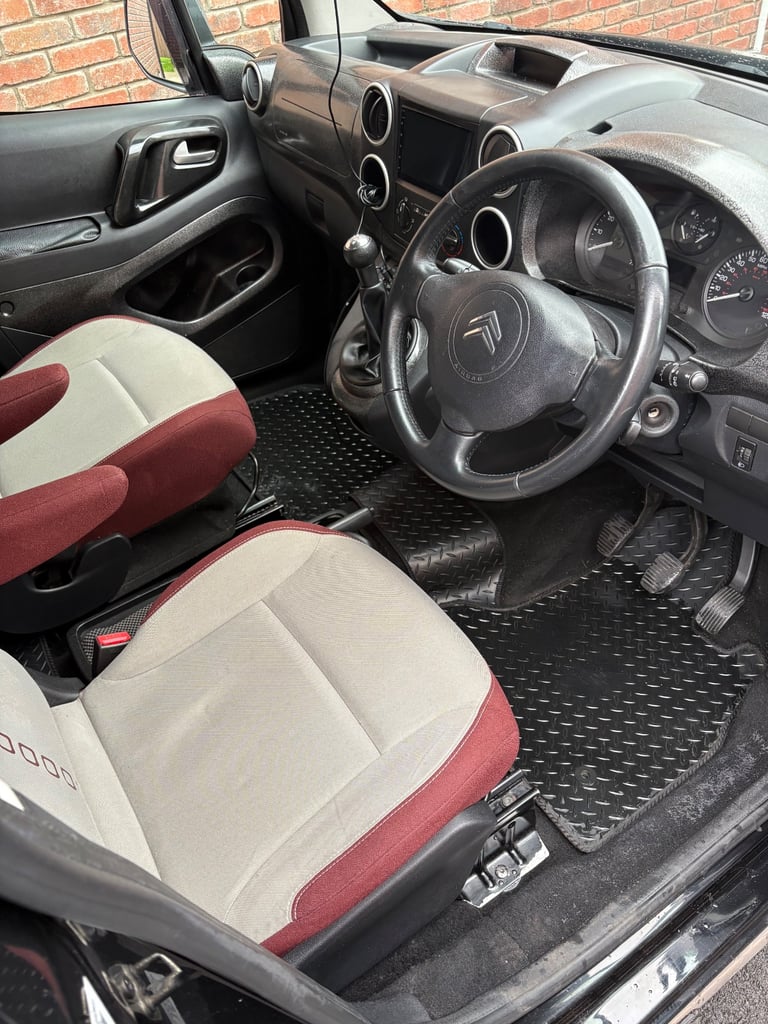 Citroen, BERLINGO MULTISPACE, MPV, 2011, 1560 (cc), 5 doors