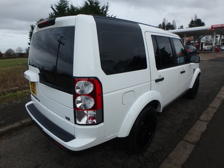 2011 Land Rover Discovery 4  5.0 V8 Petrol Automatic ... 7 Seater 4x4 Petrol Automatic