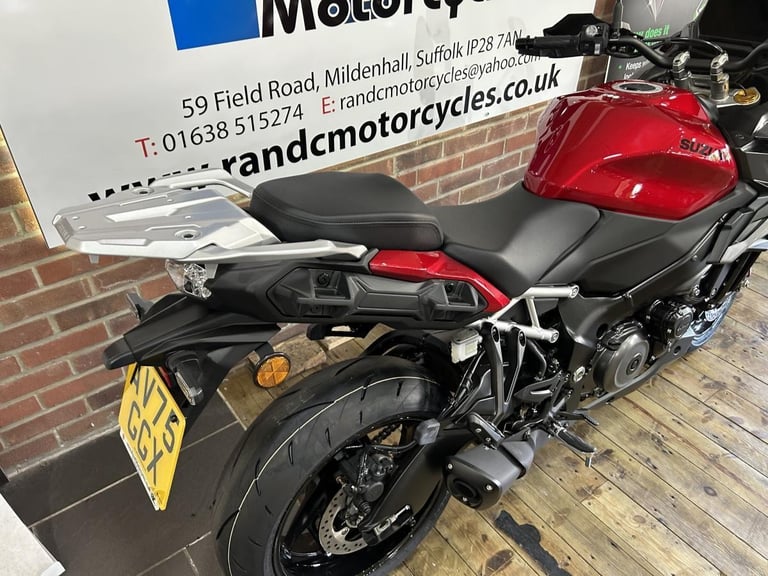 GSX-S1000GX+ Unridden Demonstrator , 0 miles, Candy Daring Red