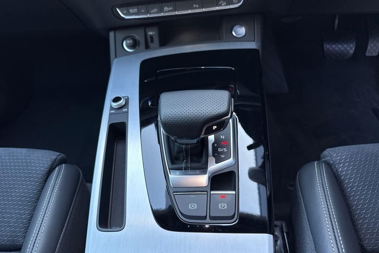 2024 Audi Q5 2.0 TFSIe 50 S line SUV 5dr Petrol Plug-in Hybrid S Tronic quattro Euro 6 ( ESTATE P...