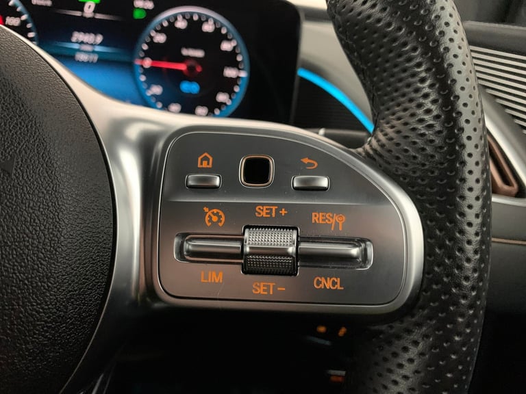 2022 Mercedes-Benz EQC EQC 400 80kWh AMG Line SUV 5dr Electric Auto 4MATIC (408 ps) - LED - REVER...