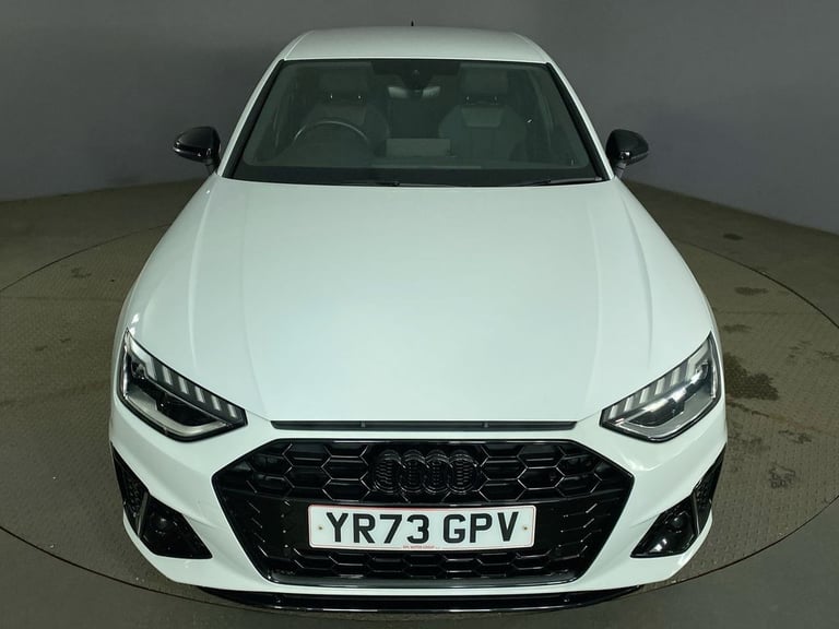 2023 73 AUDI A4 2.0 TFSI 35 BLACK EDITION SALOON 4DR PETROL S TRONIC EURO 6 (S/S