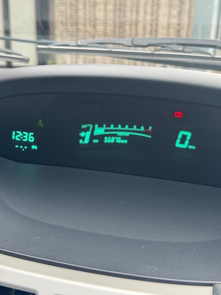  Toyota Yaris 1.0 VVT-i T2 5dr Petrol Manual