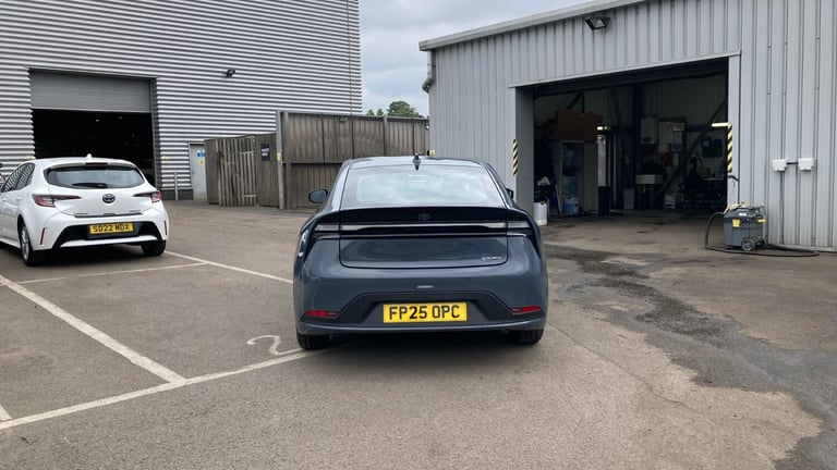 2025 Toyota Prius 2.0 PHEV Design 5dr CVT HATCHBACK PETROL/ELECTRIC Automatic