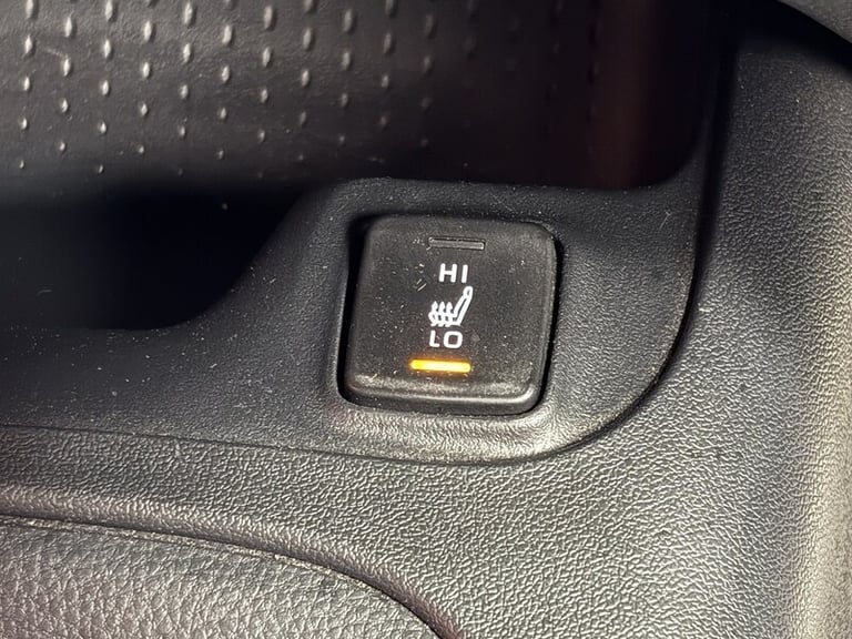 2023 Toyota Corolla 1.8 VVT-i Hybrid Commercial Auto CAR DERIVED VAN PETROL/ELECTRIC Automatic