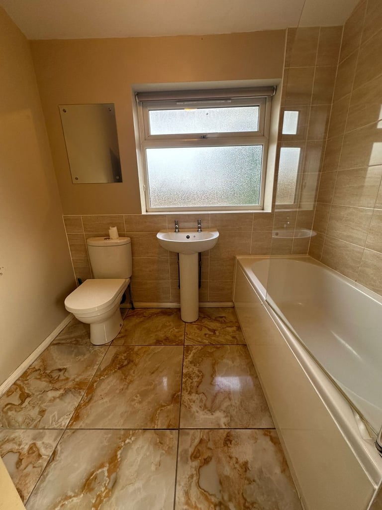 *B.C.H* 3 Bed Semi-Detached Home - Badsey Road, OLDBURY