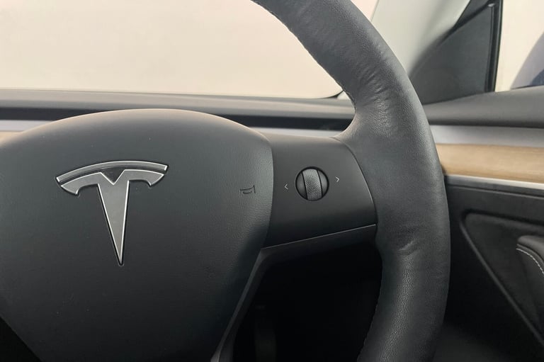 Tesla Model 3 dual Motor Long Range Saloon 4dr Electric Auto 4wde 346 Ps