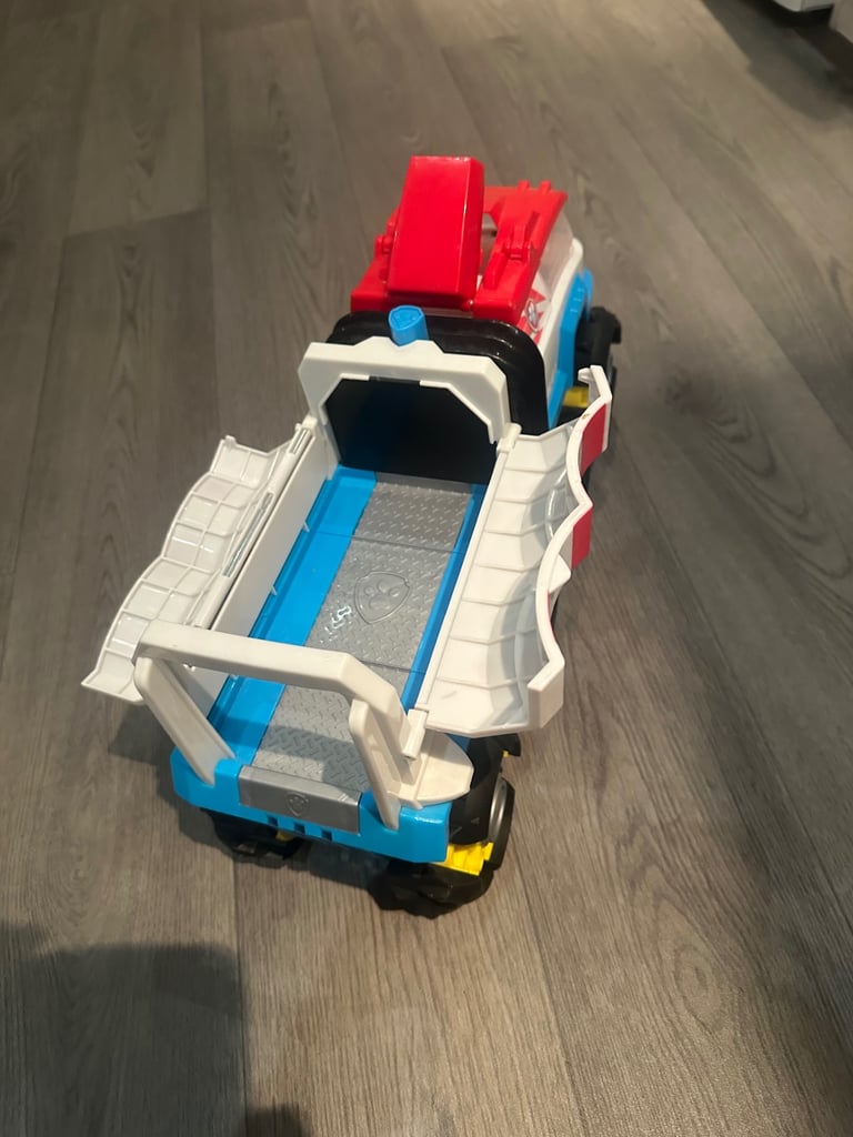 Paw patrol truck 