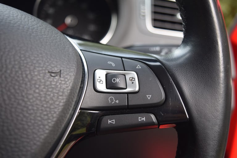 VOLKSWAGEN POLO 1.4 TDI BlueMotion Tech Match Red Manual Diesel 2016