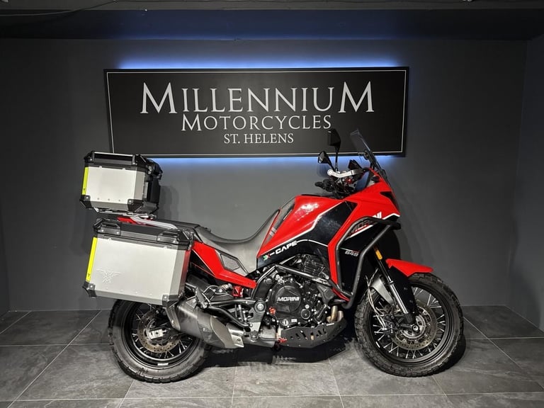 MOTO MORINI X-CAPE 650 ADVENTURE BIKE