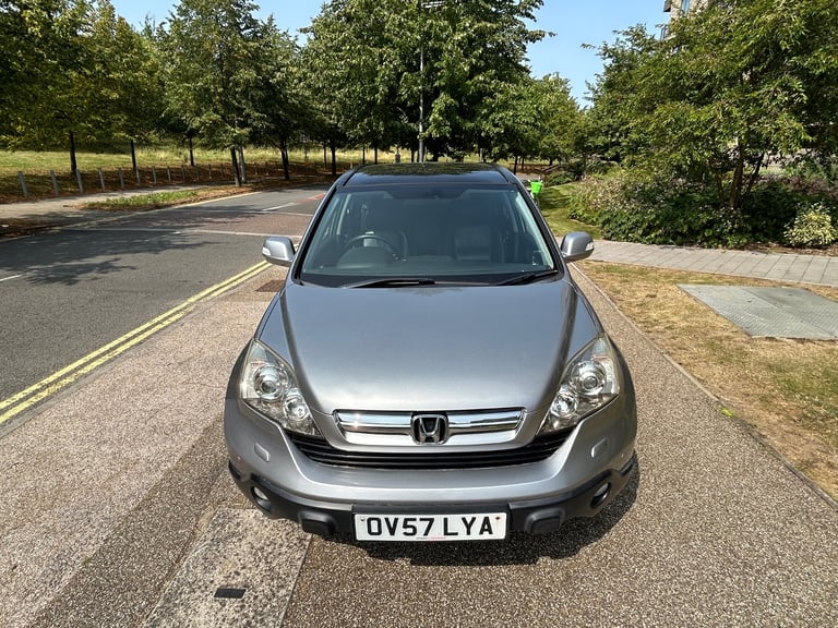 Honda CRV-EX automatic 2.0 petrol,panoramic roof,leather ,cruise control,full history,2 owners,2keys