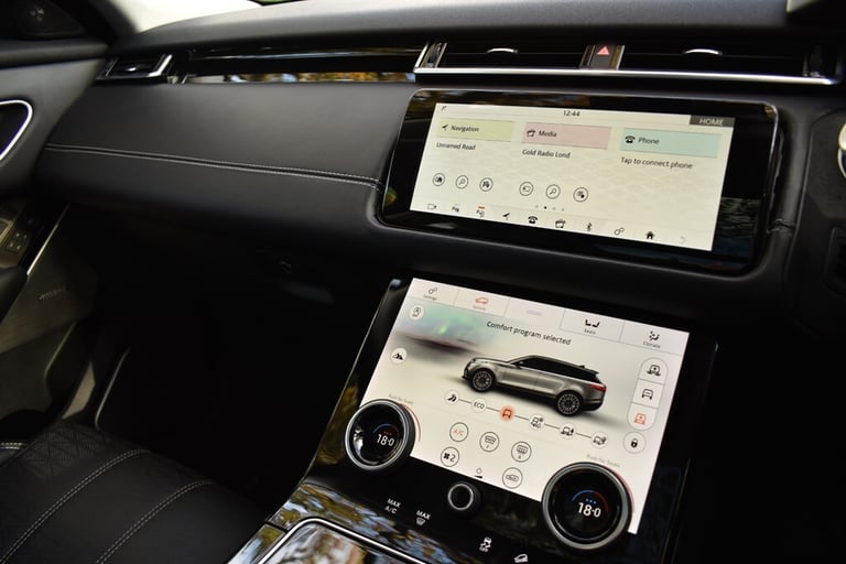 2017 Land Rover Range Rover Velar HSE+MEGA SPECIFICATION!!! Estate Diesel Automatic