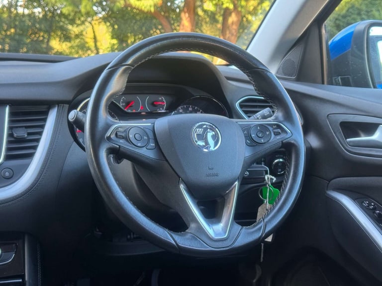 2018 Vauxhall Grandland X 1.2 Turbo SE 5dr HATCHBACK PETROL Manual